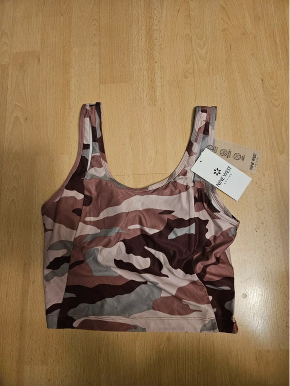 Nine West Active Sports Bra Medium Pink Camo Removable Cups Moisture Wicking NWT